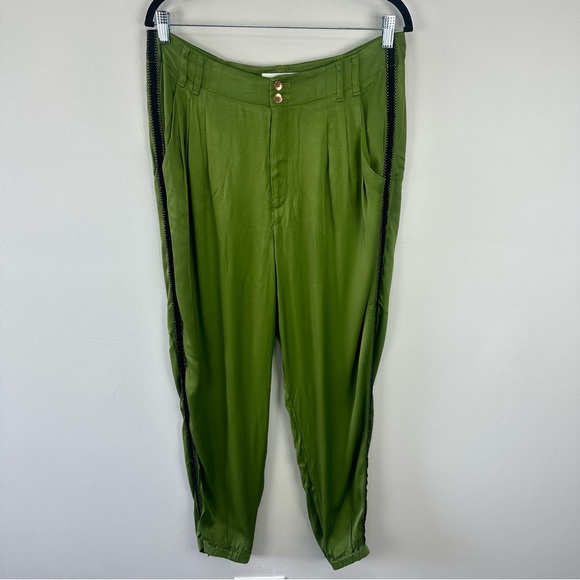Anthropologie Diandra Pleated Jogger Pants - Picture 6 of 13